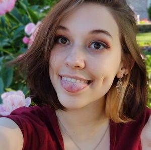 Meet your Posher, Katherine